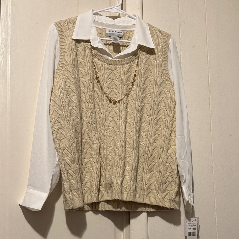 Croft & Barrow Women's Beige Cable Knit Sweater Vest